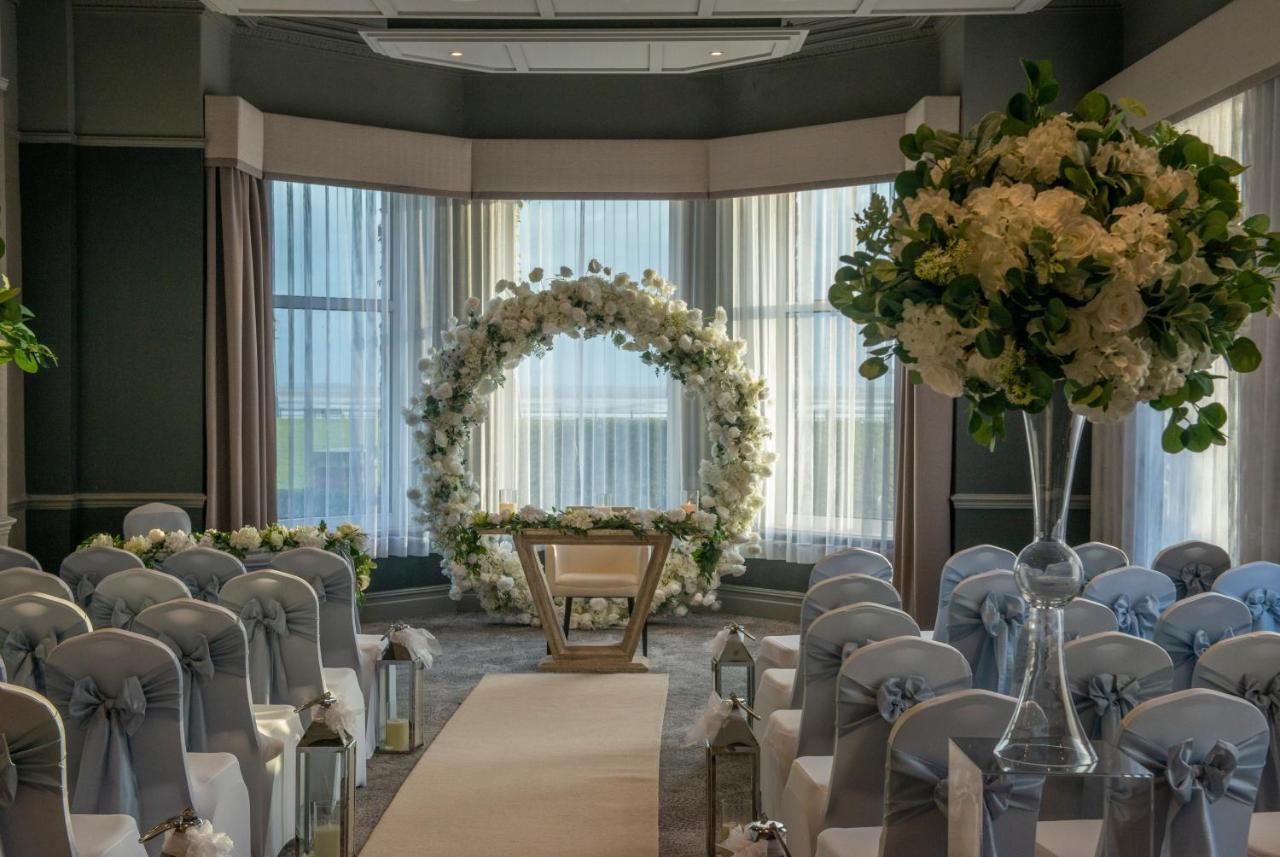 Clifton Arms Hotel Lytham St Annes Dış mekan fotoğraf